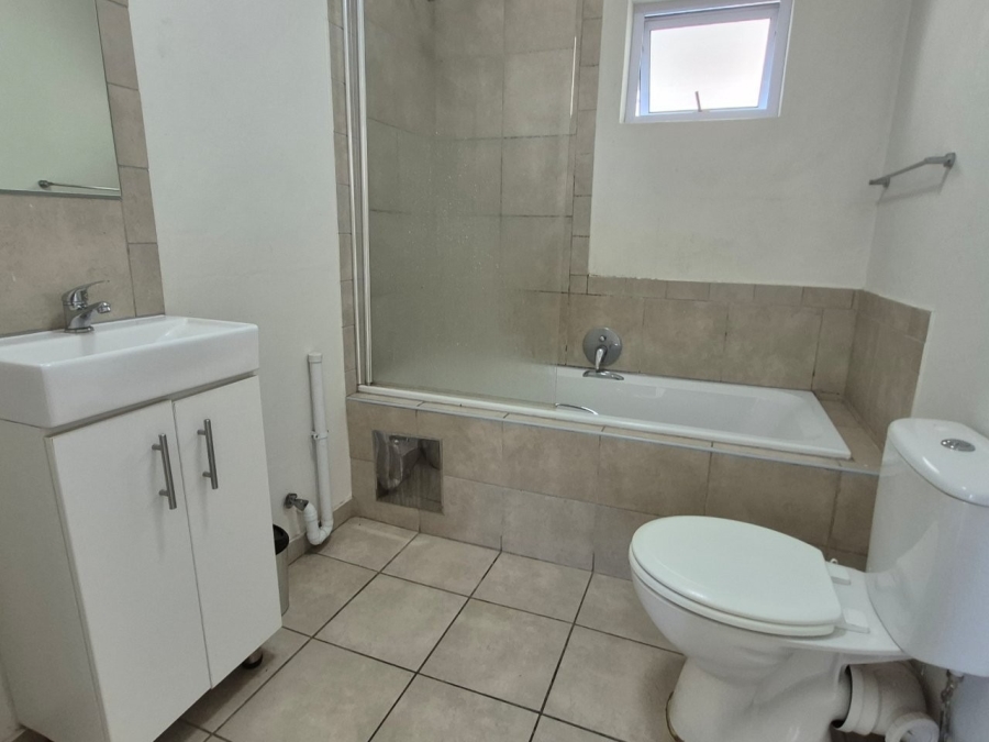 3 Bedroom Property for Sale in Stellendale Western Cape